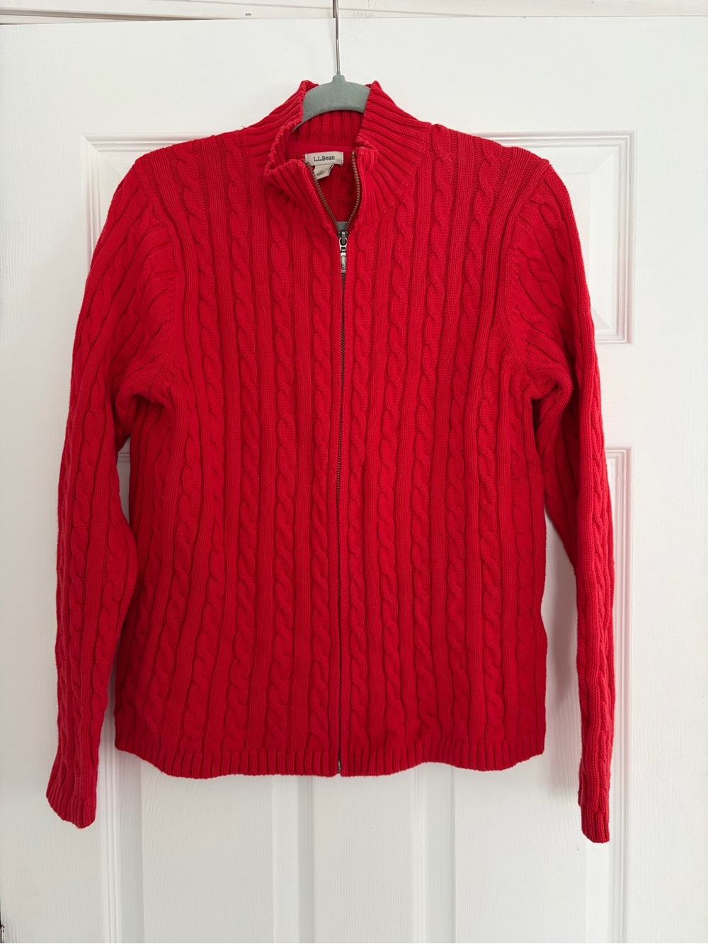 L.L. Bean Ladies L Red Cable-Knit Full-Zip Sweater
